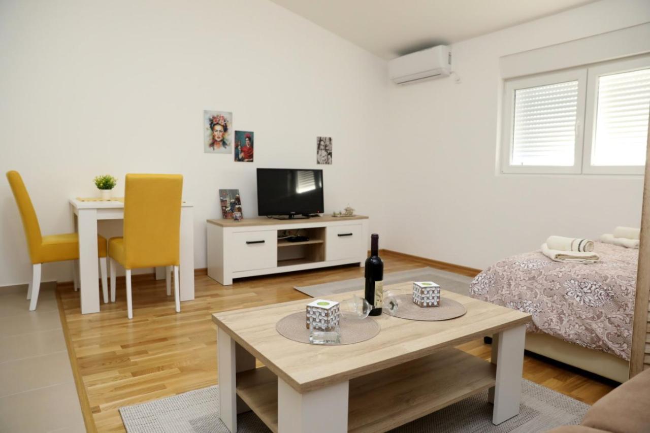 Apartman Frida Apartment Nikšić Bagian luar foto